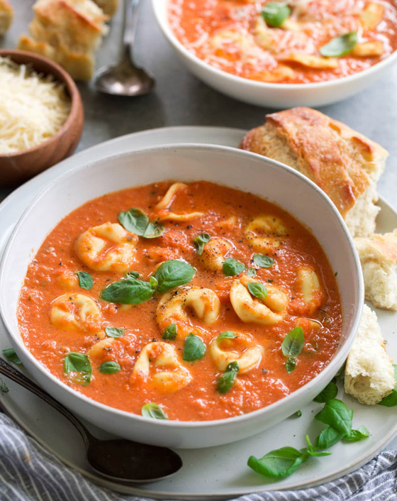 إليكم طريقة تحضير شوربة تروتليني بالطماطم والريحان الطيبة صورة رقم 2 إليكم طريقة تحضير شوربة تروتليني بالطماطم والريحان الطيبة صورة رقم 2