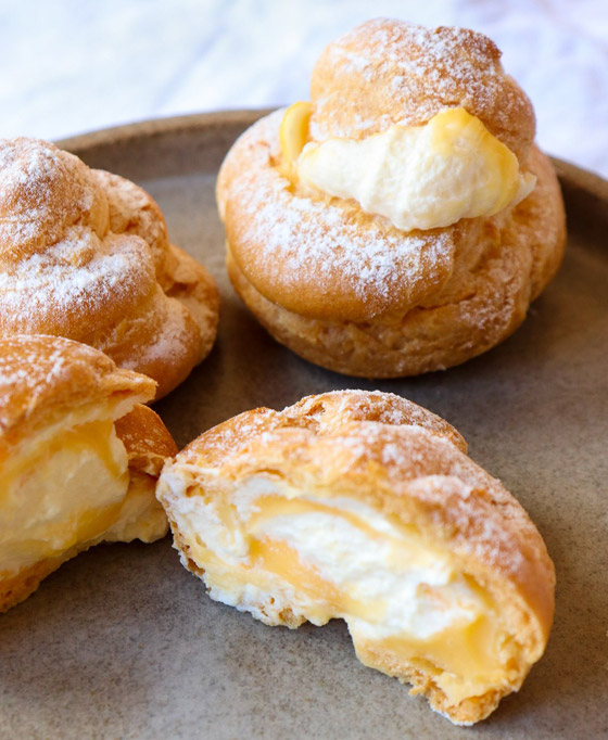 إليكم طريقة تحضير حلى بروفيترول كاسترد الرائعة صورة رقم 6