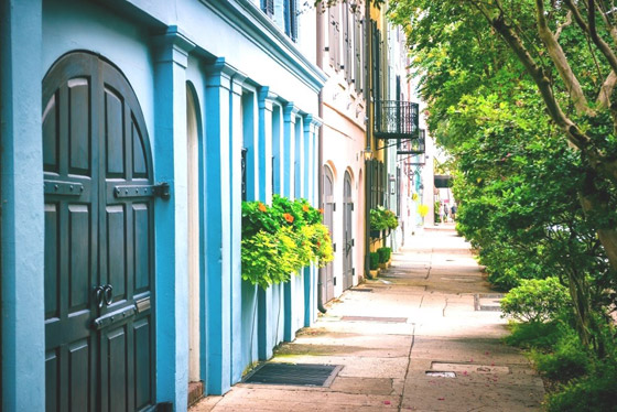 وجهات شتوية رومانسية حول العالم.. من المدن الجبلية الثلجية إلى المشمسة صورة رقم 3