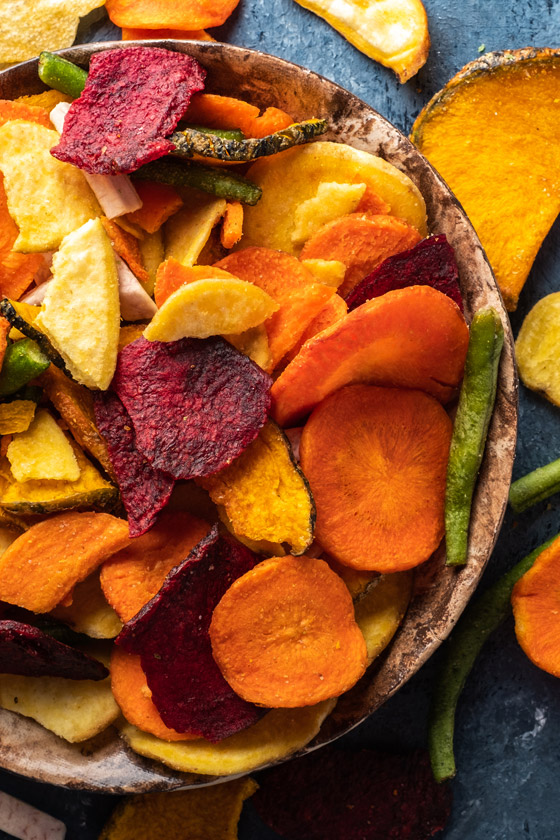 إليكم طريقة تحضير شيبس الخضار الصحي المشوي صورة رقم 6