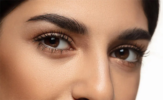 لإطلالة لافتة.. 9 حيل لتعزيز نمو الرموش بسرعة كبيرة صورة رقم 2