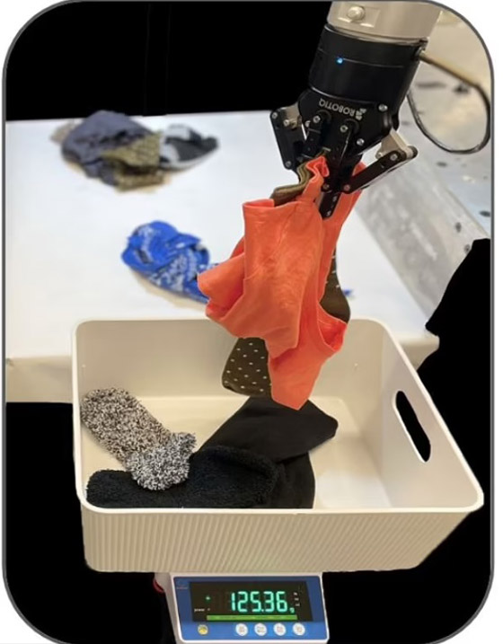 ابتكار روبوت جديد يُريح الأمهات من عناء جمع وترتيب الملابس.. فيديو صورة رقم 3