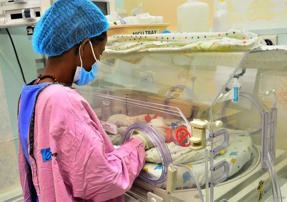 أوغندية تكرر المعجزة.. امرأة عمرها 70 عاما تلد توأما! صور صورة رقم 5