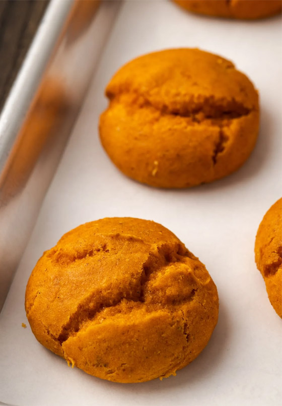 إليكم طريقة تحضير كوكيز القرع الأصفر بمذاقه الساحر واللذيذ صورة رقم 7