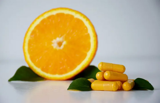 10 علاجات طبيعية لنزلات البرد والإنفلونزا.. جربوها هذا الشتاء صورة رقم 1