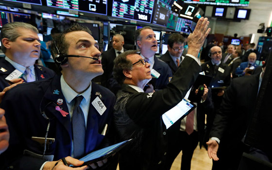 بعض المستثمرين في بورصة تل أبيب ربما كانت لديهم معرفة مسبقة بعملية 