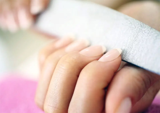 6 علامات تشير إلى وجود أمراض خطيرة وراء تساقط الشعر صورة رقم 5