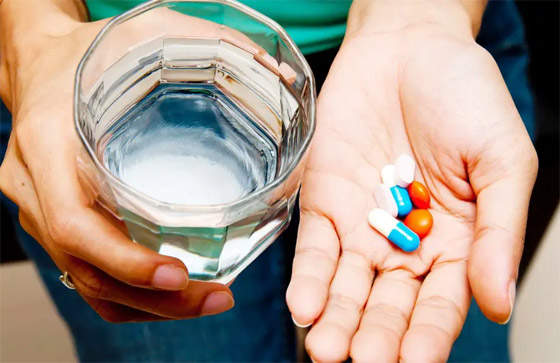 6 علامات تشير إلى وجود أمراض خطيرة وراء تساقط الشعر صورة رقم 6