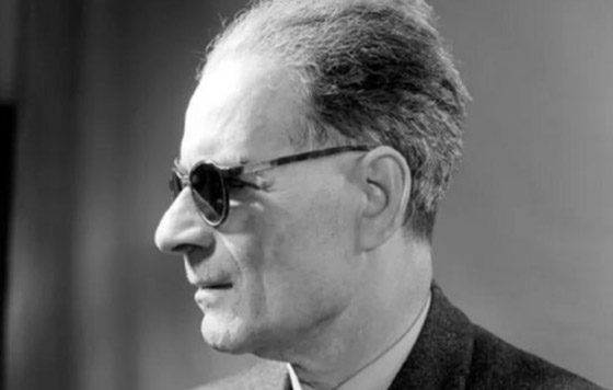 بذكرى وفاته الـ50.. وثيقة تكشف أسراراً جديدة عن طه حسين صورة رقم 6