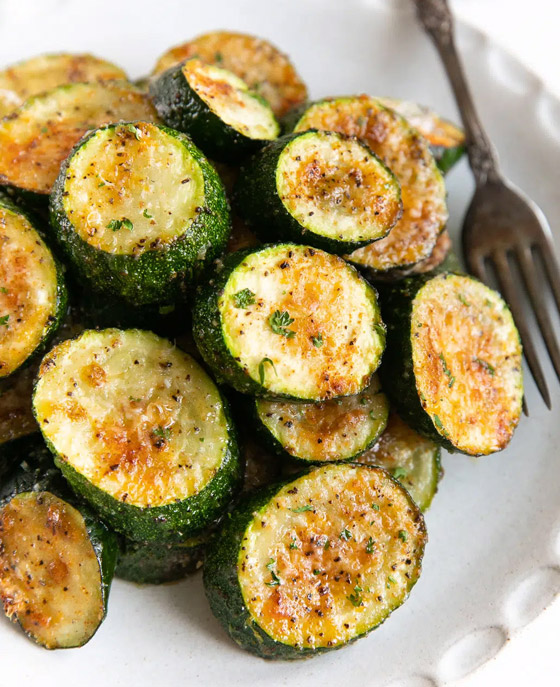 إليكم طريقة تحضير كوسا مقرمشة مشوية للرجيم صورة رقم 2