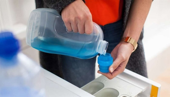 لهذه الأسباب.. لا يجب خلط مُنعم الأقمشة بمسحوق الغسيل صورة رقم 1