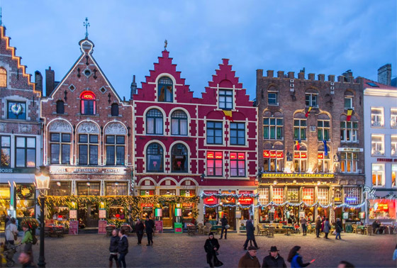 بالصور: أجواء أعياد الميلاد لا مثيل لها في المدن والبلدات الأوروبية صورة رقم 5