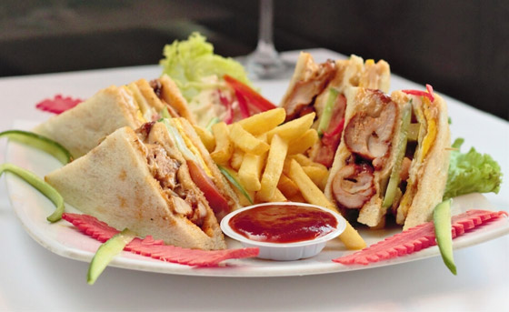 إليكم طريقة تحضير تكا ساندويش بالدجاج.. وصفة طيبة وخفيفة صورة رقم 4