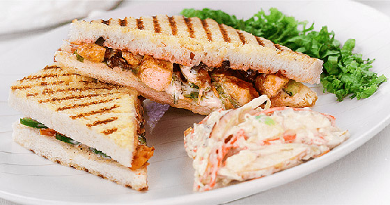 إليكم طريقة تحضير تكا ساندويش بالدجاج.. وصفة طيبة وخفيفة صورة رقم 5