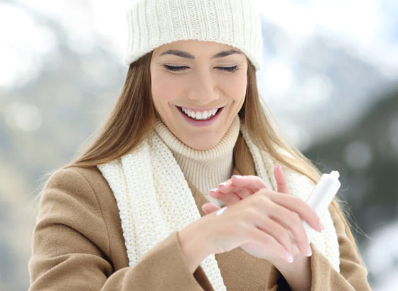 روتين استحمام يمنحك بشرة متوهجة في الشتاء.. لا تهملي تطبيقه صورة رقم 8
