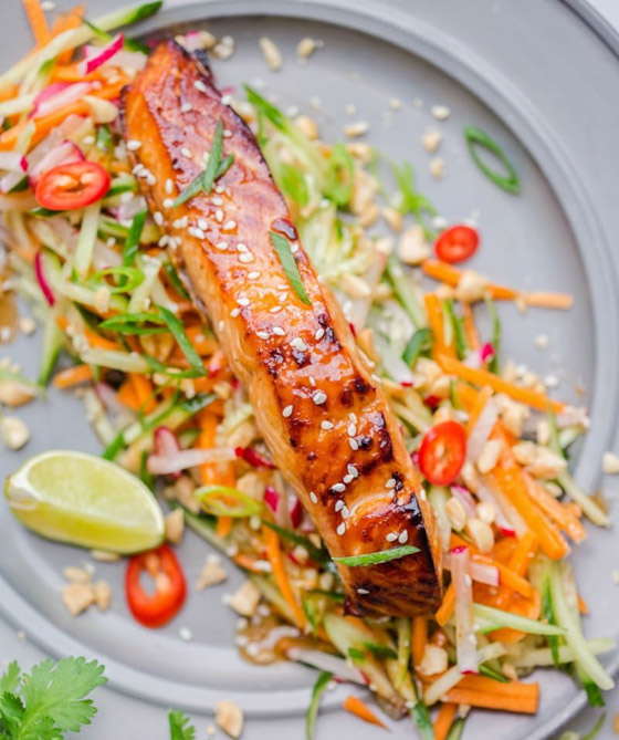 إليكم طريقة تحضير سلمون بالطريقة الآسيوية للرجيم صورة رقم 3