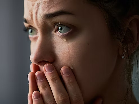 لدموع النساء رائحة.. لن تتخيل ما تفعله بالرجال.. تأثيرها صادم! صورة رقم 7 لدموع النساء رائحة.. لن تتخيل ما تفعله بالرجال.. تأثيرها صادم! صورة رقم 7