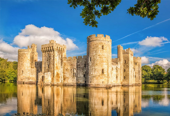 بالصور: جولة خاصة بعشاق التاريخ في القلاع الشهيرة بإنجلترا صورة رقم 2