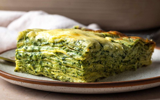 إليكم طريقة تحضير لازانيا السبانخ الشهية للرجيم صورة رقم 2