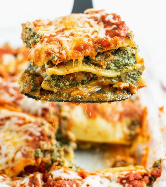 إليكم طريقة تحضير لازانيا السبانخ الشهية للرجيم صورة رقم 7