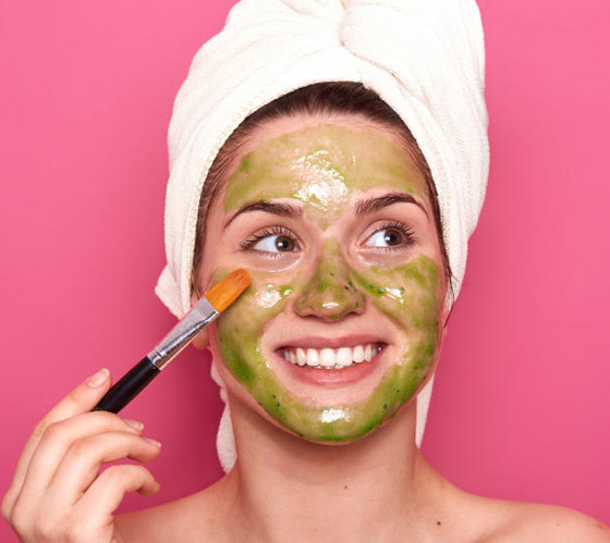 ماسكات لنضارة البشرة من أول مرة.. جربيها قبل الاحتفال بالعام الجديد صورة رقم 6