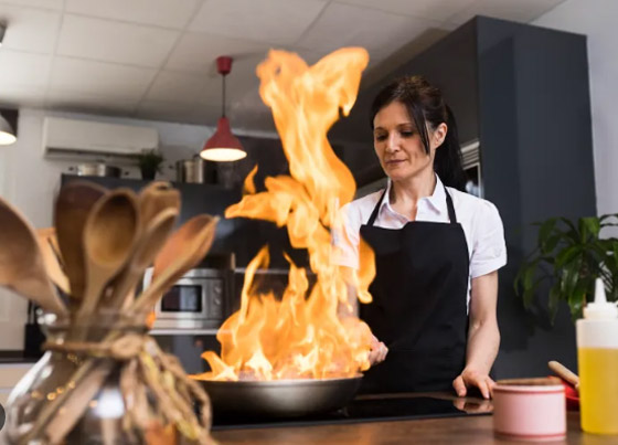 لهذا السبب.. لا تطفئ حرائق الزيوت بالماء صورة رقم 1