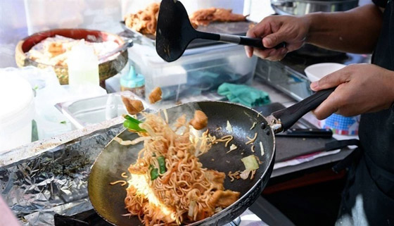 لهذا السبب.. لا تطفئ حرائق الزيوت بالماء صورة رقم 2