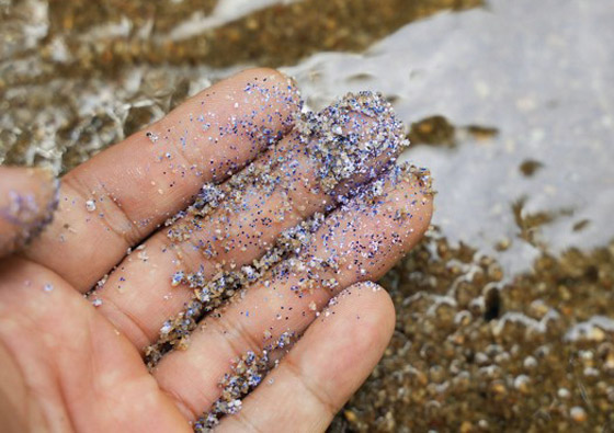 ابتكار مغناطيس يلتقط المواد البلاستيكية الدقيقة في الماء صورة رقم 5