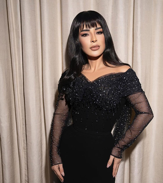 من النجمات.. استلهمي تسريحات شعر سهرة نهاية العام صورة رقم 6