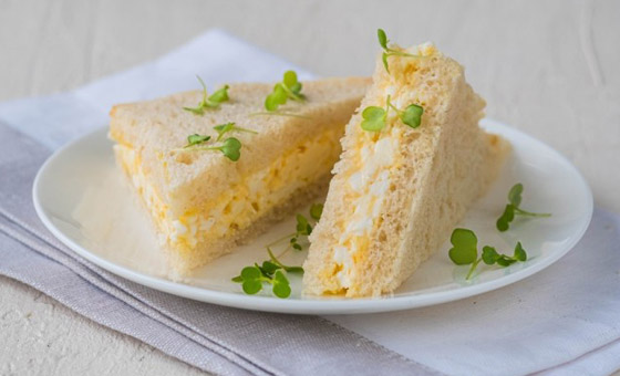 إليكم طريقة تحضير ساندويش سلطة البيض بالمايونيز.. سهلة وشهية صورة رقم 1