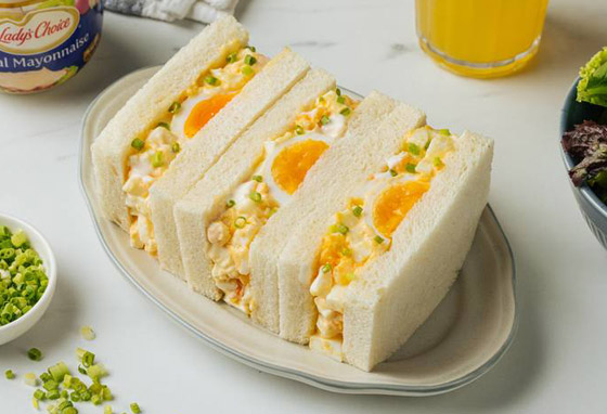 إليكم طريقة تحضير ساندويش سلطة البيض بالمايونيز.. سهلة وشهية صورة رقم 3