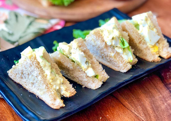 إليكم طريقة تحضير ساندويش سلطة البيض بالمايونيز.. سهلة وشهية صورة رقم 4