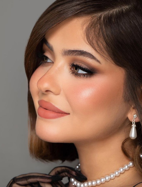 إطلالات مكياج جديدة لاستقبال 2024 وحيل جمالية تبرز ملامحك صورة رقم 4