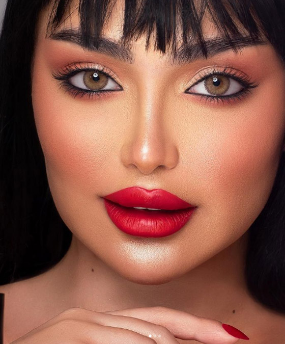 إطلالات مكياج جديدة لاستقبال 2024 وحيل جمالية تبرز ملامحك صورة رقم 5