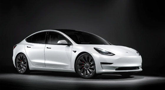 من بينها بورش 911 وبي إم 3.. أفضل 5 سيّارات بتجارب القيادة صورة رقم 4