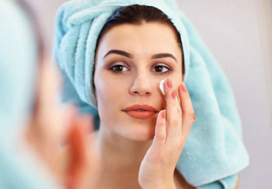 طرق بسيطة لتحسين صحة بشرتك في شهر يناير صورة رقم 5