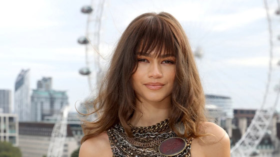 الغرة ستكون اتجاهاً رائجاً هذا العام.. إليك أفضل أشكالها صورة رقم 1