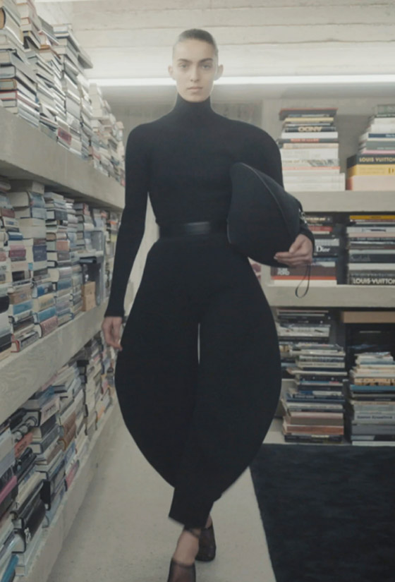 اتجاهات الملابس المحبوكة لشتاء 2024.. الكشف عن أحدث الصيحات صورة رقم 2