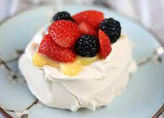 اليكم طريقة تحضير حلوى بافلوفا صورة رقم 6