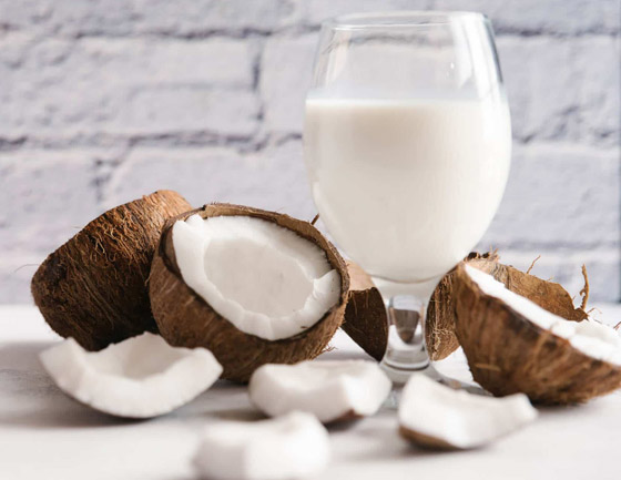 زيت أم حليب جوز الهند: أيهما أفضل لشعر الصحي؟ صورة رقم 3