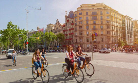 وجهات أوروبية يحلو التجول في شوارعها على متن الدراجة صورة رقم 4