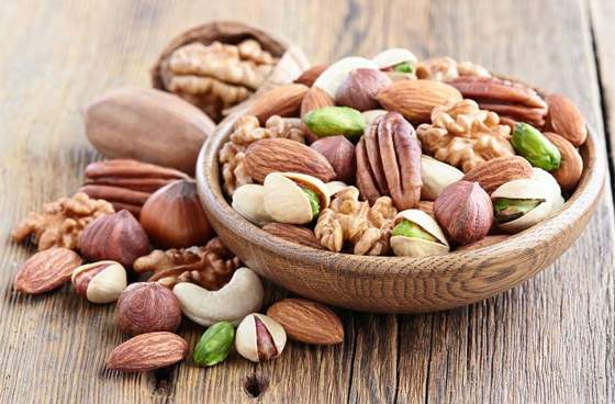 بينها الخضروات.. 10 أطعمة خارقة للتحكم بالكوليسترول السيء صورة رقم 2