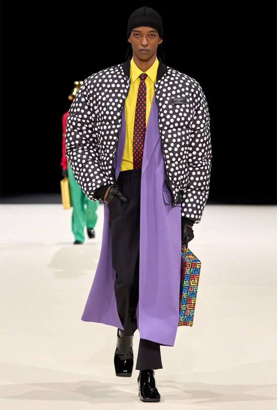 بالصور: دار (بالمان) تستعين بالذكاء الاصطناعي في عرضها الأخير صورة رقم 7