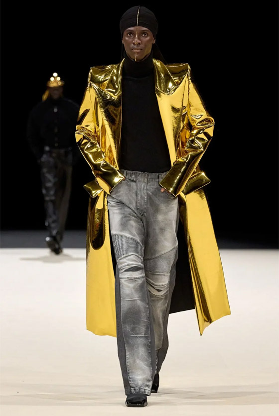 بالصور: دار (بالمان) تستعين بالذكاء الاصطناعي في عرضها الأخير صورة رقم 11