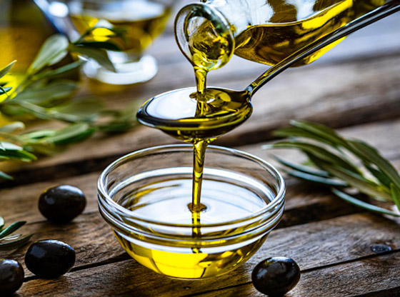 زيوت كثيرة ودراسات تحيرنا.. أيها الأفضل للطهي؟ صورة رقم 7