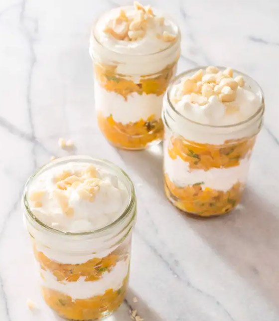 إليكم طريقة تحضير حلى الأناناس بالكراميل صورة رقم 6