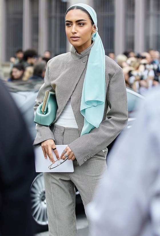 بالصور: أجمل بدلات نسائية راقية من وحي الفاشينيستات المحجبات صورة رقم 1