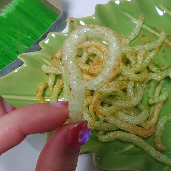 صيحة غريبة تجتاح كوريا الجنوبية.. قلي أعواد أسنان وأكلها! صورة رقم 3