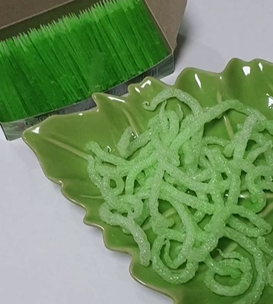 صيحة غريبة تجتاح كوريا الجنوبية.. قلي أعواد أسنان وأكلها! صورة رقم 14