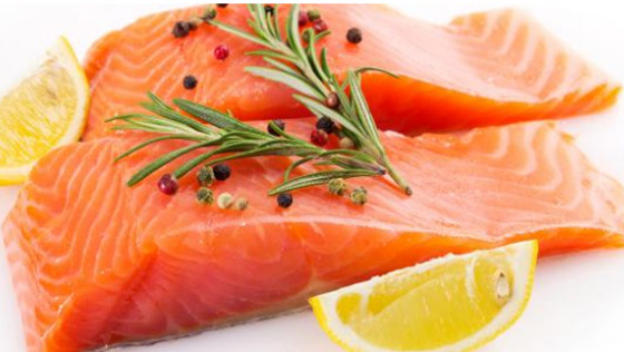 9 أطعمة تعزز صحة البشرة والشعر.. احرص على تناولها صورة رقم 5